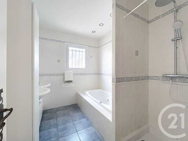 maison à vendre - 5 pièces - 107.95 m2 - LOUPIAN - 34 - LANGUEDOC-ROUSSILLON - Century 21 Bassin De Thau