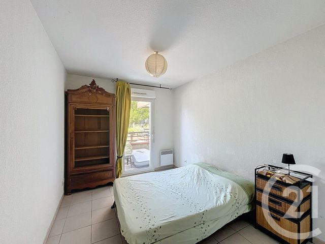 Appartement T4 à vendre - 4 pièces - 70.5 m2 - MEZE - 34 - LANGUEDOC-ROUSSILLON - Century 21 Bassin De Thau