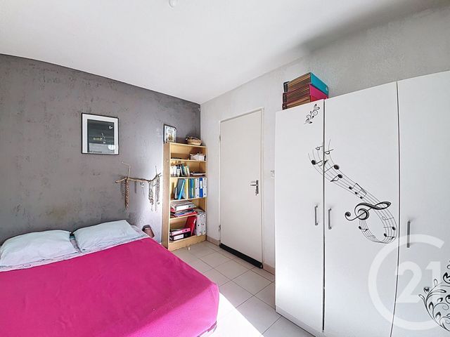 Appartement T4 à vendre - 4 pièces - 70.5 m2 - MEZE - 34 - LANGUEDOC-ROUSSILLON - Century 21 Bassin De Thau