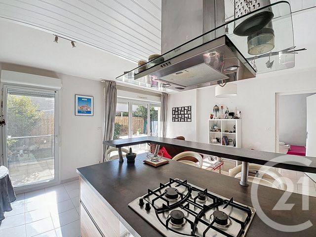 Appartement T4 à vendre - 4 pièces - 70.5 m2 - MEZE - 34 - LANGUEDOC-ROUSSILLON - Century 21 Bassin De Thau