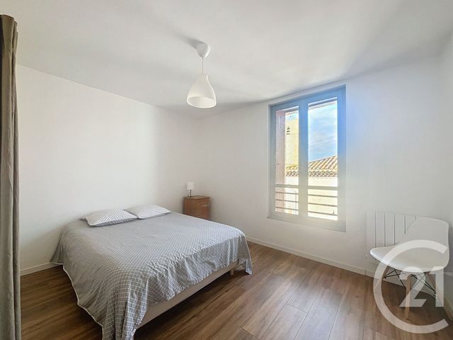 Afficher la photo en grand Appartement Autre à vendre - 5 pièces - 119.6 m2 - MEZE - 34 - LANGUEDOC-ROUSSILLON - Century 21 Bassin De Thau