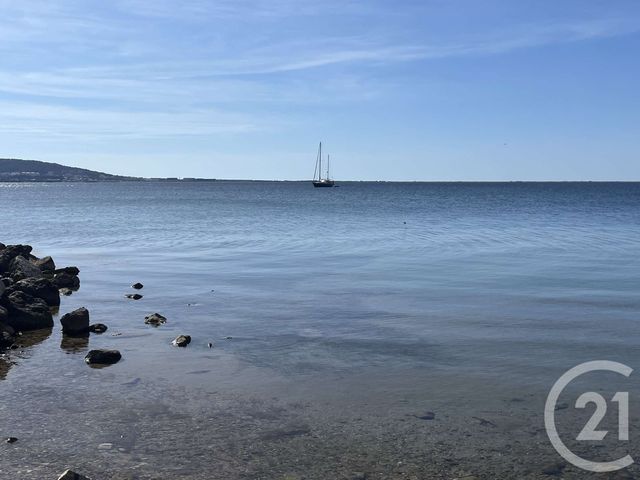 Afficher la photo en grand Appartement Autre à vendre - 5 pièces - 119.6 m2 - MEZE - 34 - LANGUEDOC-ROUSSILLON - Century 21 Bassin De Thau