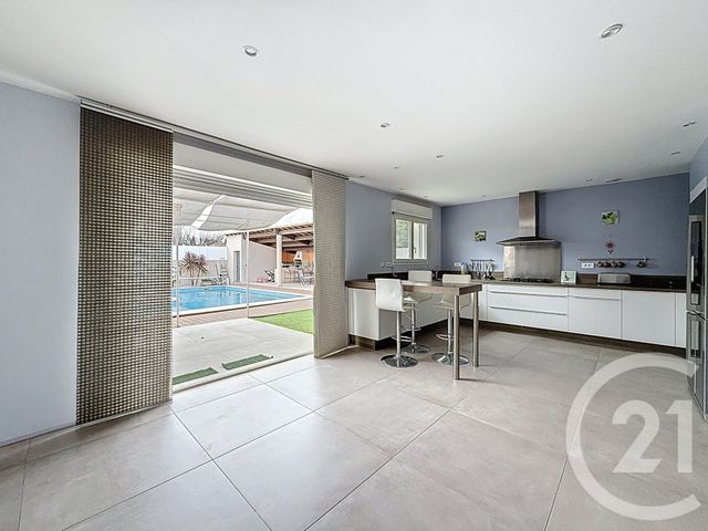 maison à vendre - 5 pièces - 136.27 m2 - VILLEVEYRAC - 34 - LANGUEDOC-ROUSSILLON - Century 21 Bassin De Thau