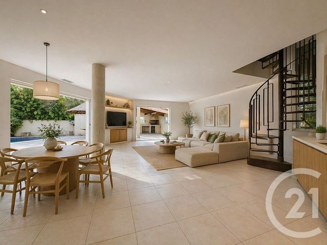 maison à vendre - 5 pièces - 191.0 m2 - MONTBAZIN - 34 - LANGUEDOC-ROUSSILLON - Century 21 Bassin De Thau