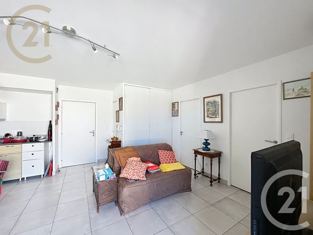 Appartement T2 à vendre - 2 pièces - 45.86 m2 - MEZE - 34 - LANGUEDOC-ROUSSILLON - Century 21 Bassin De Thau