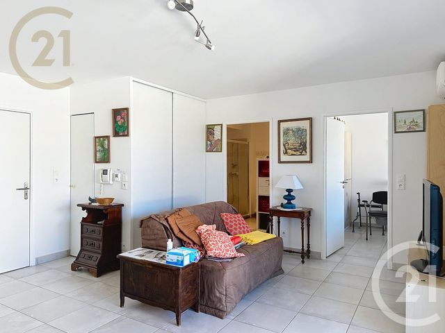 Appartement T2 à vendre - 2 pièces - 45.86 m2 - MEZE - 34 - LANGUEDOC-ROUSSILLON - Century 21 Bassin De Thau