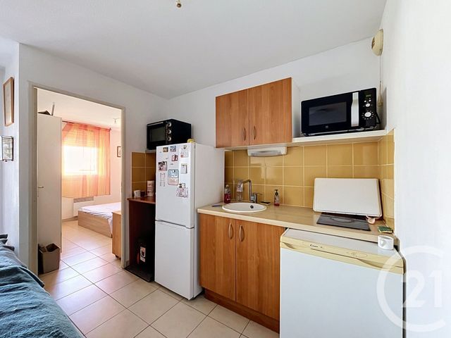 Appartement F2 à vendre - 2 pièces - 43.07 m2 - FRONTIGNAN - 34 - LANGUEDOC-ROUSSILLON - Century 21 Bassin De Thau