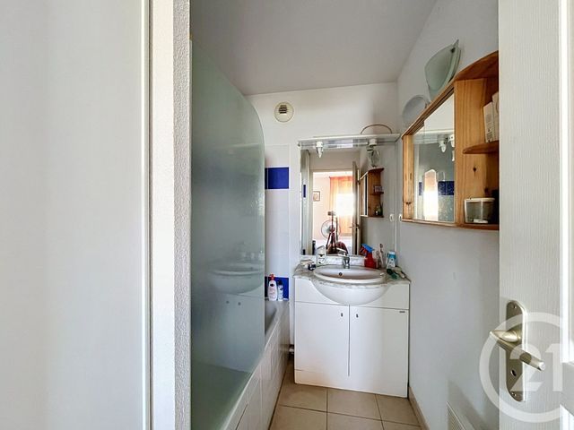 Appartement F2 à vendre - 2 pièces - 43.07 m2 - FRONTIGNAN - 34 - LANGUEDOC-ROUSSILLON - Century 21 Bassin De Thau