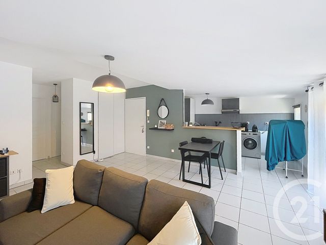 maison à vendre - 6 pièces - 160.86 m2 - VILLEVEYRAC - 34 - LANGUEDOC-ROUSSILLON - Century 21 Bassin De Thau