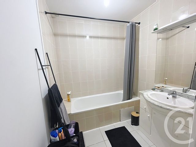 maison à vendre - 6 pièces - 160.86 m2 - VILLEVEYRAC - 34 - LANGUEDOC-ROUSSILLON - Century 21 Bassin De Thau