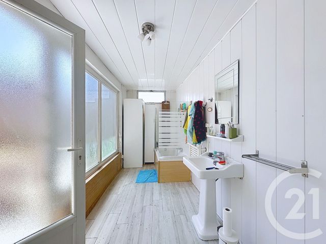 Appartement F5 à vendre - 5 pièces - 94.3 m2 - MEZE - 34 - LANGUEDOC-ROUSSILLON - Century 21 Bassin De Thau