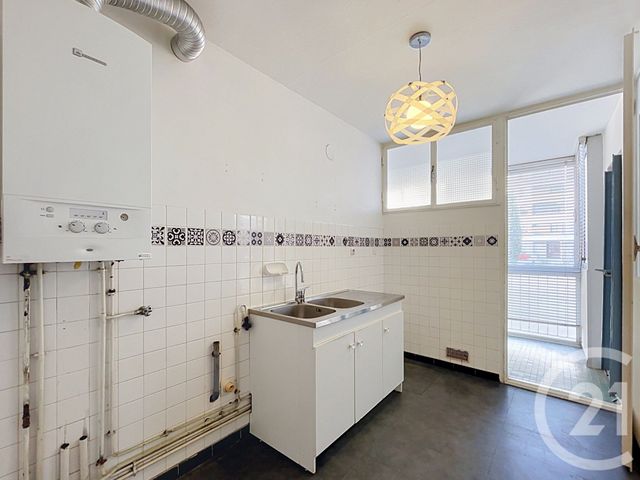 Appartement F4 à vendre - 4 pièces - 90.68 m2 - FRONTIGNAN - 34 - LANGUEDOC-ROUSSILLON - Century 21 Bassin De Thau