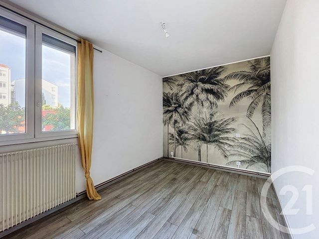 Appartement F4 à vendre - 4 pièces - 90.68 m2 - FRONTIGNAN - 34 - LANGUEDOC-ROUSSILLON - Century 21 Bassin De Thau